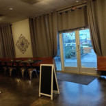 Jackpot Bistro Dentro