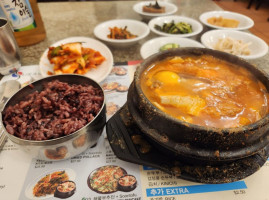 Surawon Tofu House food