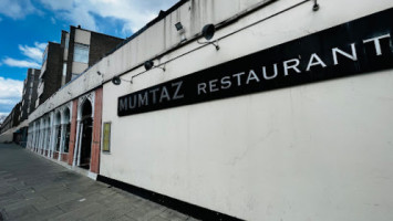 Mumtaz food