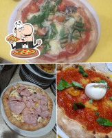 Pizzeria Leon D'oro food