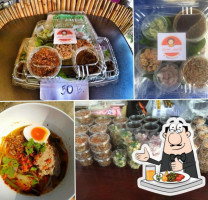 ร้านเตี๋ยวยำตูม food