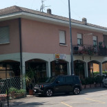 Mister X Exterior