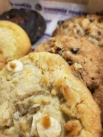 Insomnia Cookies food