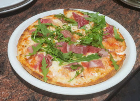 Pizzeria Aroma food