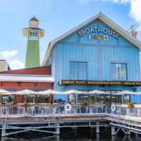 The Boathouse Tours outside