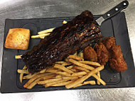 Montana's BBQ & Bar - Brantford food