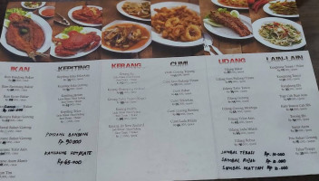 Aroma Dermaga Seafood food