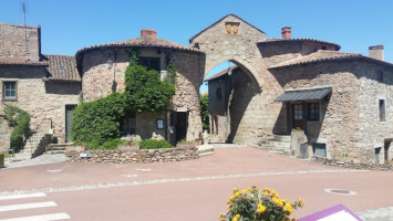 L'auberge Du Vieux Crozet food