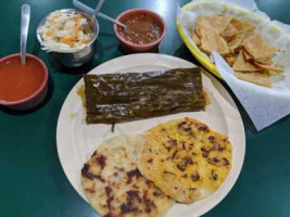 El Guanaco food