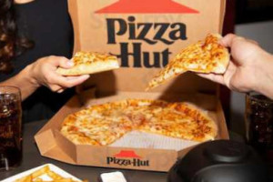 Pizza Hut food