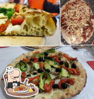 Max Enopizzeria food