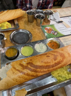 Saravanaa Bhavan inside