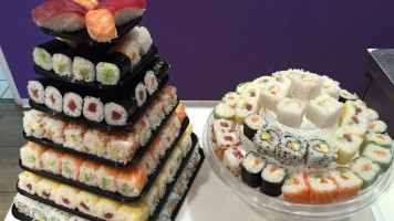 Supreme Sushi food