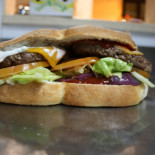 Bisburger food