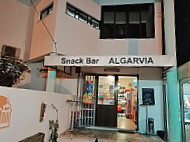 Snack Algarvia outside