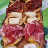 Magnapulia Comida
