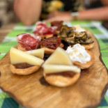 Magnapulia Comida