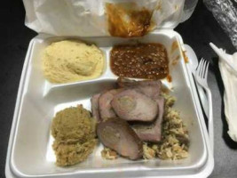 Bellue's Fine Cajun Cuisine food