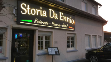 Storia Da Ennio outside