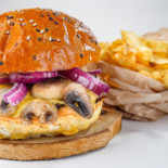Cheers Burger Cibo