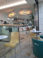 Gelati Eiscaffe inside