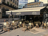 Terrasse Saint Lazare inside