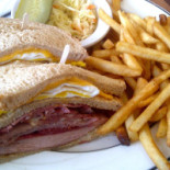 Chenoy's Cibo
