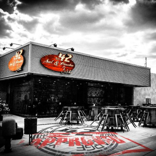 restaurant image