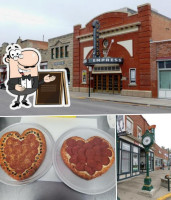 Fort Macleod Pizza food