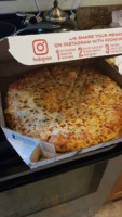 Domino's Pizza food