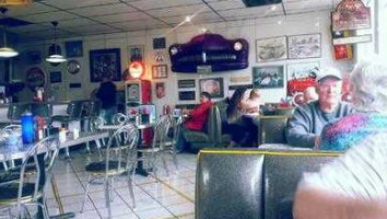 Buddy's Diner inside