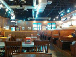 Dickey's Barbecue Pit inside