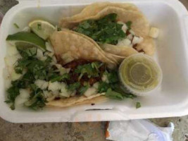 Boca Chica's Taco House food