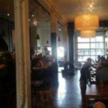 Highwire Coffee Dentro