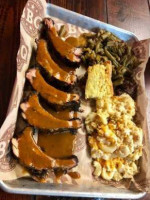 Big Bull's Bang'n Bbq And Southern Comfort Food food