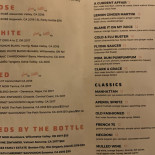 Uncommon Ground Piatti