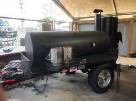 Juicy Lucy Bbq outside