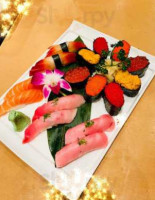 Izumi Sushi And Asian Bistro food