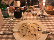 Fontana di Trevi food