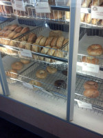 Creekside Bagel Bakery outside