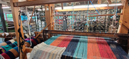 Avoca Handweavers inside