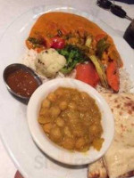 Khana Peena Indian Cuisine food