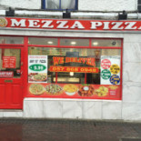 Mezza Pizza Cibo