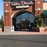 Retro Donuts Esterno