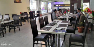 M Food Court inside