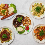 D'chicken Chop Grill Dentro