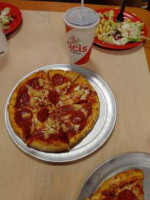 Cicis Pizza food