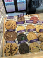 Insomnia Cookies food