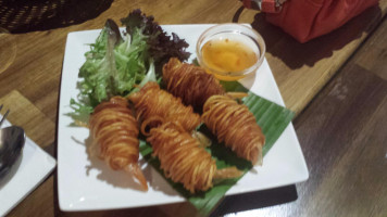 Inthanon Thai Restaurant food