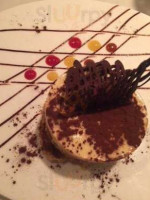 Al Tiramisu food